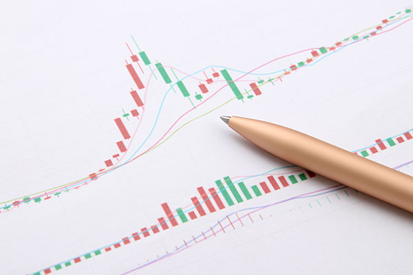 传金所配资 00后引爆国庆旅游新趋势：打卡国境线、乘矿车下井、逛小城早市